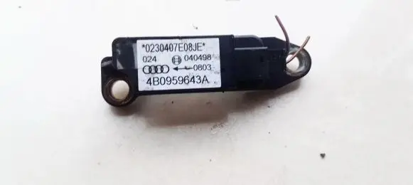 Audi A6 S6 C5 4B Airbag deployment crash/impact sensor 4B0959643A 0230407E08JE