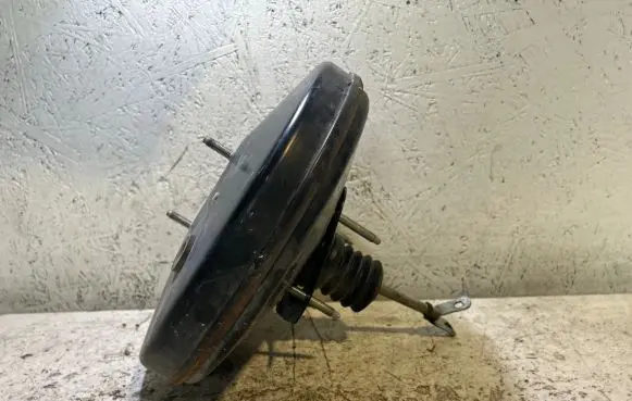 Renault Megane III Brake booster 472100002R 32775C1661 0204051643
