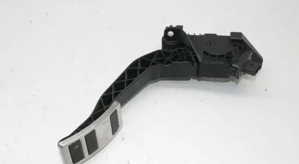 Ford Kuga III Accelerator throttle pedal LX619F836DB