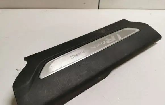 Jaguar F-Pace Side skirt front trim HK8313200BFW