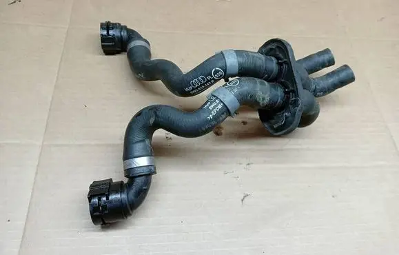 Audi A4 S4 B9 Engine coolant pipe/hose 8W0819334G
