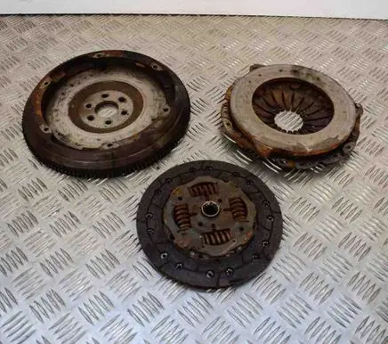 Opel Meriva B Clutch set kit 5556202655587031