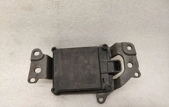 Toyota C-HR I Distronic sensor radar 88210F4040