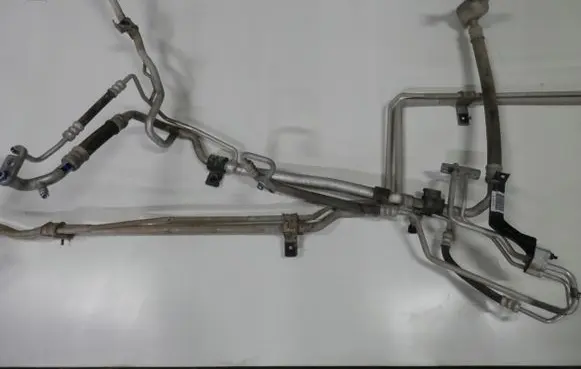 KIA Sorento Air conditioning (A/C) pipe/hose hkvgjfxjXM