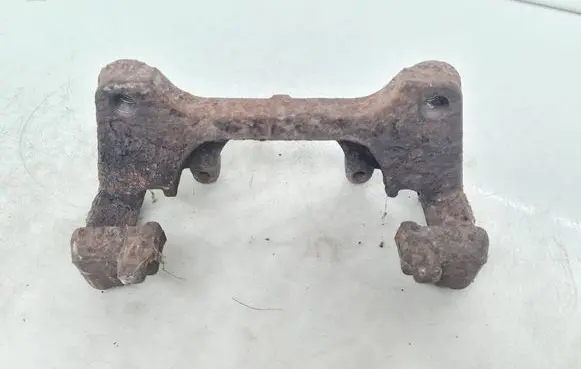 Audi A4 S4 B6 8E 8H Front Brake Caliper Pad/Carrier 