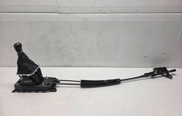 Volkswagen Tiguan Gear shift rod 5QA711049P 20042018