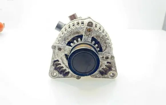 Ford Kuga I Generator/alternator 31285593