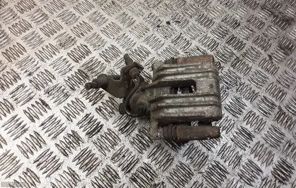 Volkswagen Golf Plus Rear brake caliper 