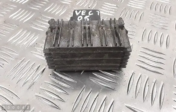Opel Vectra C Glow plug pre-heat relay 51299018a 55354141