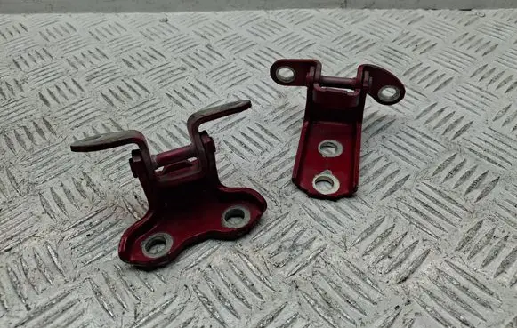 Rear door hinge set