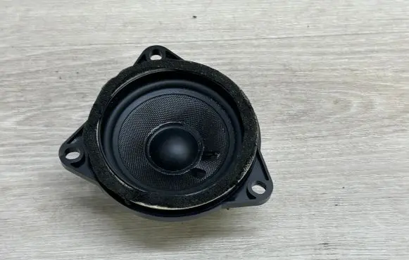 Porsche Cayenne (92A) Parcel shelf speaker A01900600