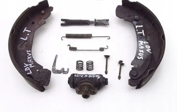 LDV Maxus Handbrake/parking brake pads 