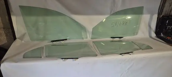 Mitsubishi Lancer Evolution Front door window/glass (coupe) 51683