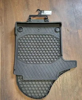 Mercedes-Benz Metris W447 Front floor mat A4476809302