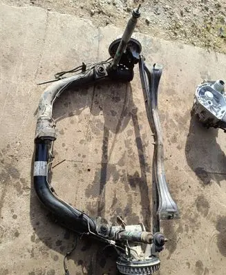 Renault Twingo III Rear axle beam A4533500201