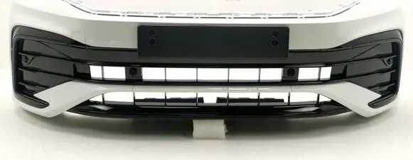 Volkswagen Tiguan Front bumper 5NA807221D