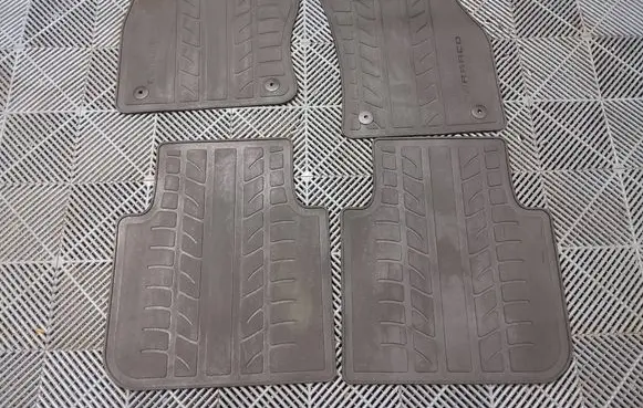 Seat Tarraco Car floor mat set 5FJ061500041 5FJ061500