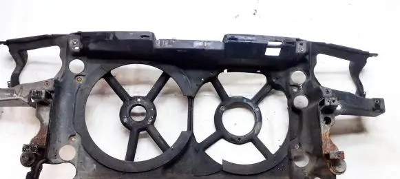 Volkswagen Golf III Radiator support slam panel