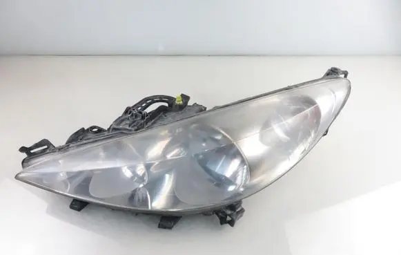 Peugeot 207 Headlight/headlamp