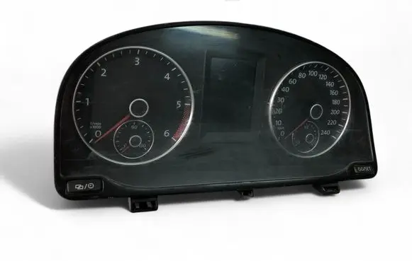Volkswagen Caddy Speedometer (instrument cluster) 2K0920876F