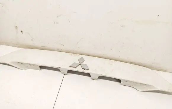 Mitsubishi Outlander Trunk door license plate light bar 5817A022ZZ