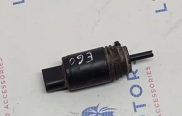 BMW 5 E60 E61 Headlight washer pump 6712837761206