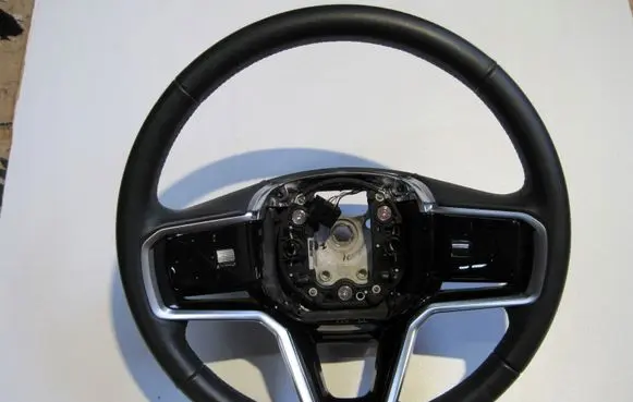 Land Rover Discovery Sport Steering wheel 