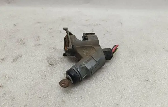 Volkswagen Transporter - Caravelle T3 Ignition lock 171905851