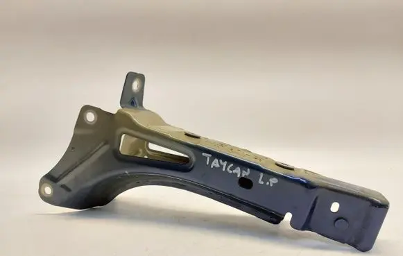 Porsche Taycan 9J1 Fender mounting bracket 9J1805373JLK01