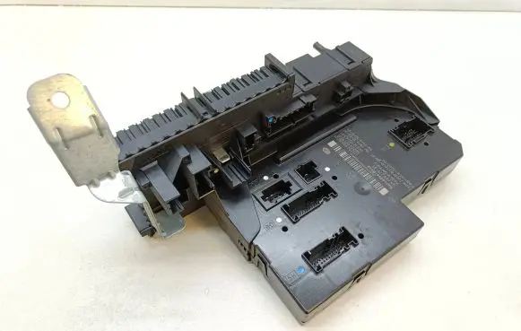 Mercedes-Benz C W204 SAM control unit 2049005601 2129024301 2049011901