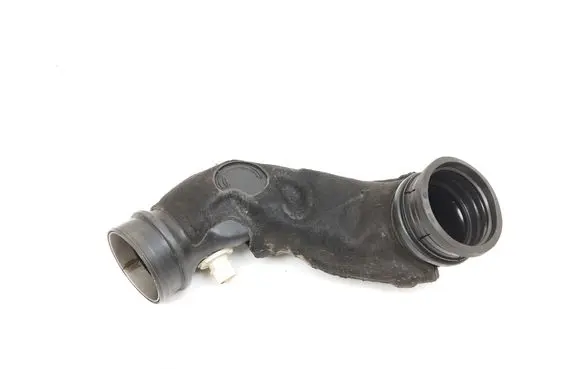 Maserati Ghibli Air intake duct part 670007158