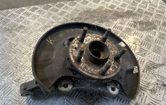 Opel Astra J Front wheel hub