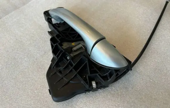 Mercedes-Benz ML W164 Rear door exterior handle A1647660101 1647660101