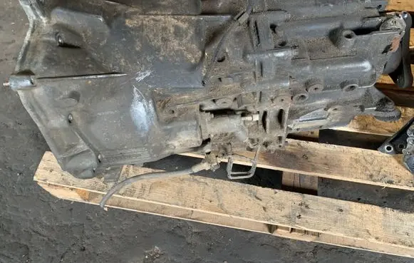 Manual 5 speed gearbox