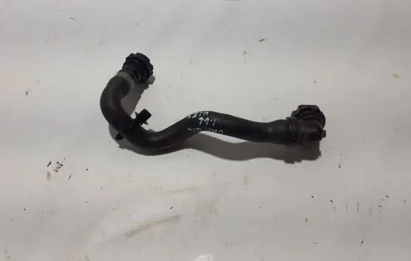 Renault Captur II Engine coolant pipe/hose 215753014R