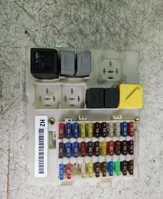 Ford Focus Fuse module 518783204