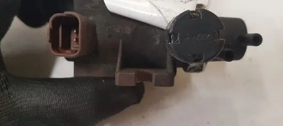 Volvo S40 Turbo solenoid valve 70096602 9650098380