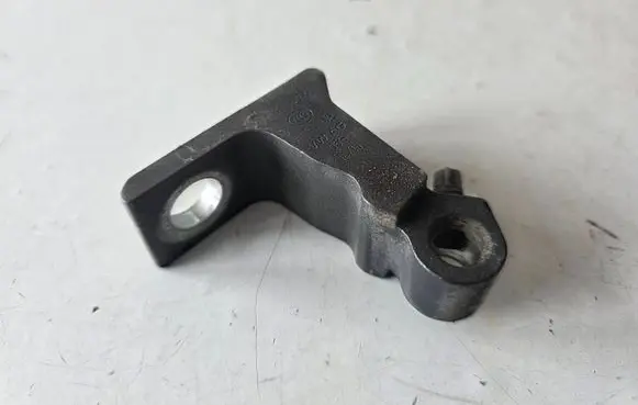 Audi A3 S3 8V Front door upper hinge 8X0831404E