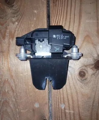 Skoda Roomster (5J) Tailgate/trunk/boot lock/catch/latch 5J0827501C