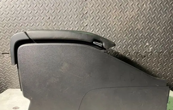 Volvo V70 Armrest 1156595