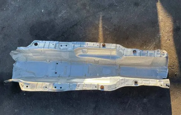 Skoda Octavia Mk3 (5E) Exhaust heat shield 5Q0825661