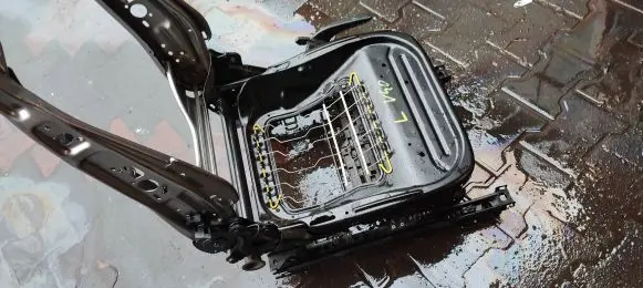 Volvo V40 Driver seat console base 31363798 930580108