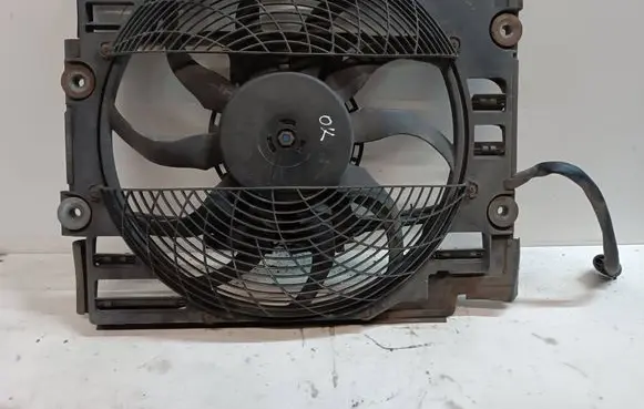 BMW 5 E39 Electric radiator cooling fan 64548380774