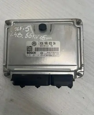 Volkswagen Golf Plus Engine control unit/module 036906032BA 0261201144 1039S10866