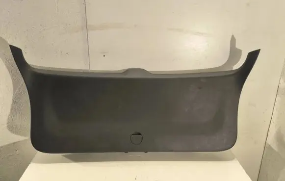 Volkswagen Golf V Tailgate/boot lid cover trim 1K9867605