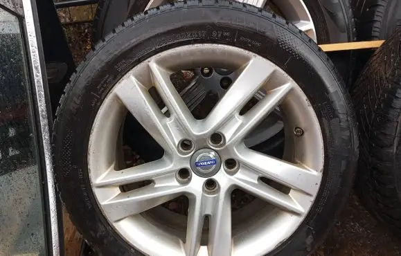 R17 alloy rim