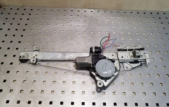 Mitsubishi Pajero Rear door window regulator with motor MR989947 0620402220