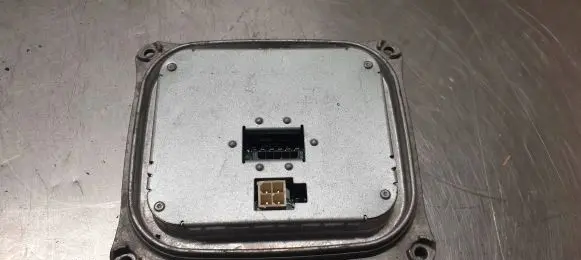 Headlight ballast module Xenon