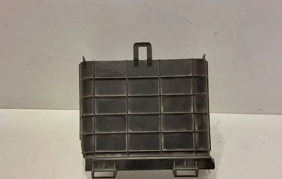 Volkswagen PASSAT B6 Battery box tray cover/lid 3C0915336A
