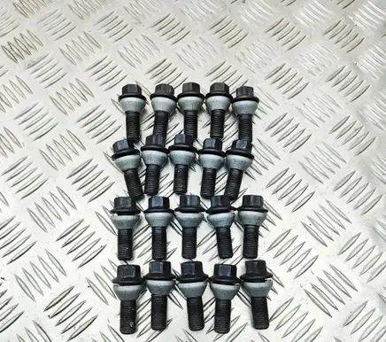 BMW X7 G07 Nuts/bolts 6795153